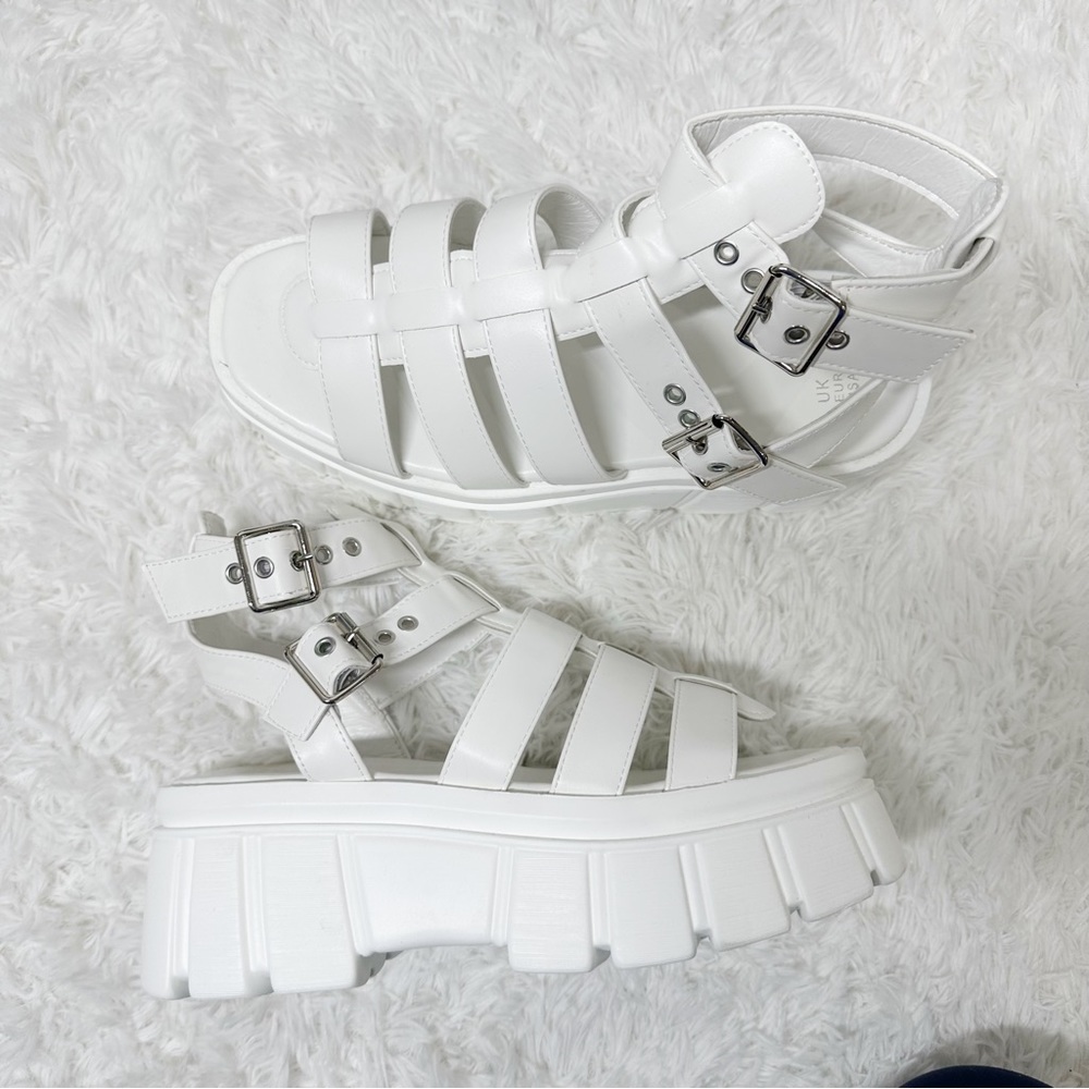 White Chunky Gladiator Sandals with Buckle Straps - Women